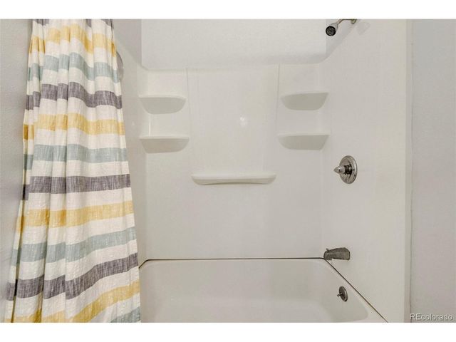 17335 E Rice Cir B, Aurora, CO 80015