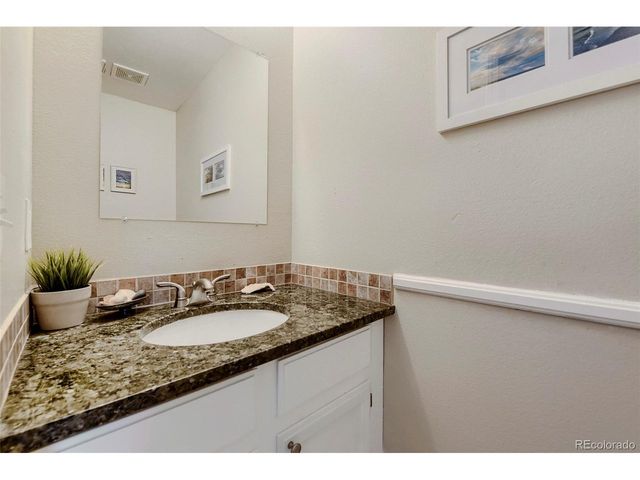 17335 E Rice Cir B, Aurora, CO 80015