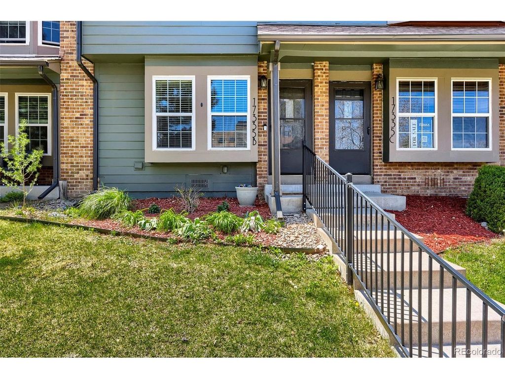 17335 E Rice Cir B, Aurora, CO 80015