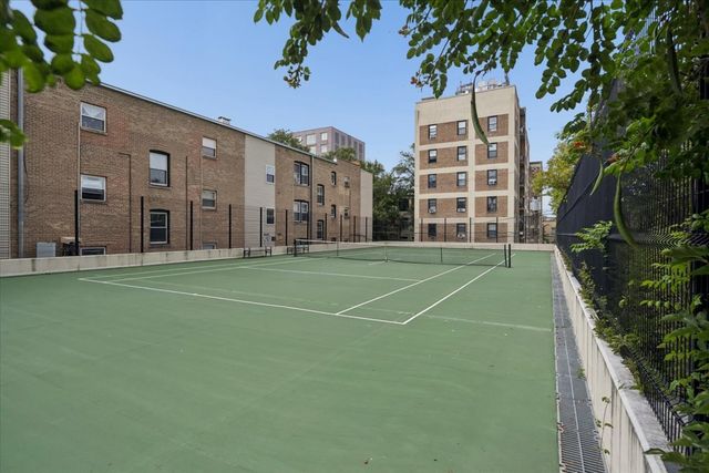3930 N Pine Grove Avenue 2612, Chicago, IL 60613