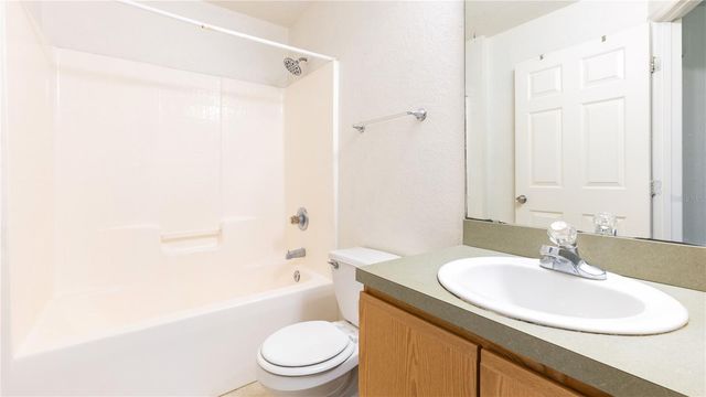 120 EAGLE POINT BOULEVARD, Auburndale, FL 33823