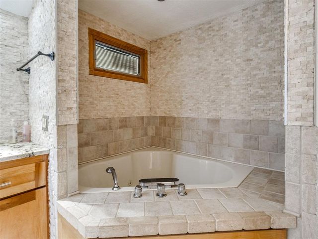 1822 Brookhaven Boulevard, Norman, OK 73072