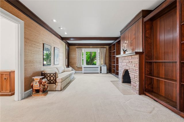 905 N Euclid Ave., Highland Park, PA 15206
