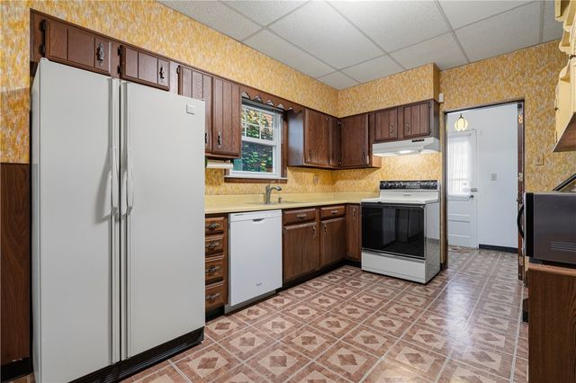 905 N Euclid Ave., Highland Park, PA 15206