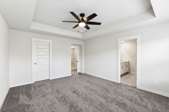 1615 Medinah Ln, Lebanon, TN 37087