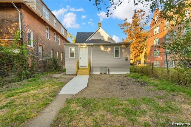 2012 Hubbard Street, Detroit, MI 48209