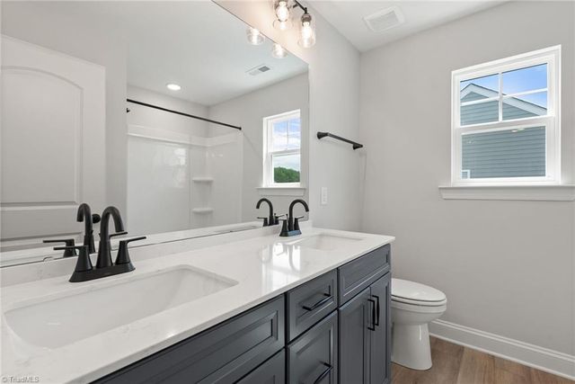 865 Brooklet Court, Winston-salem, NC 27127
