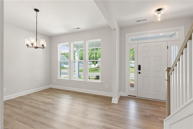 865 Brooklet Court, Winston-salem, NC 27127