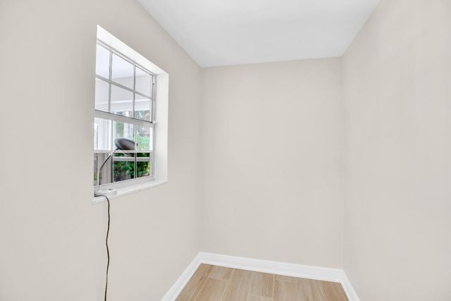 2333 Indian River Boulevard 108, Vero Beach, FL 32960