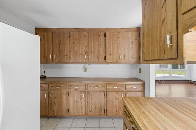 124 Chatworth Avenue, Warwick, RI 02886