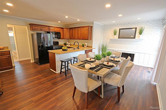14182 Blue Skies Street, Livonia, MI 48154