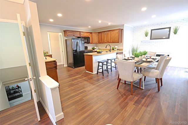 14182 Blue Skies Street, Livonia, MI 48154
