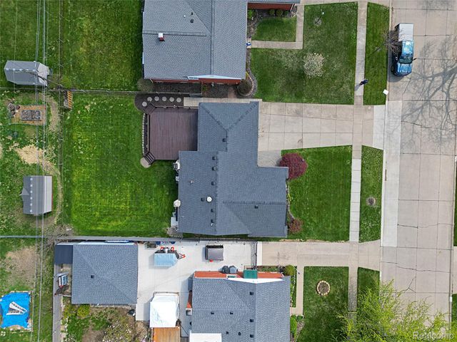 14182 Blue Skies Street, Livonia, MI 48154