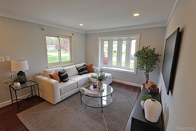 14182 Blue Skies Street, Livonia, MI 48154