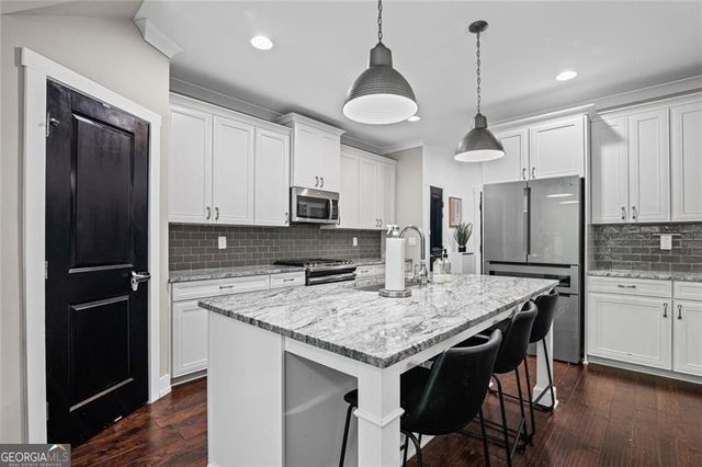 138 Bellehaven Drive, Woodstock, GA 30188