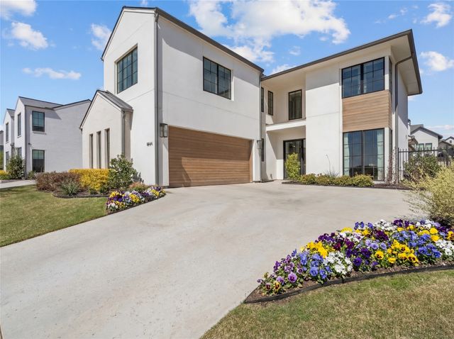 9644 Latour Lane, Fort Worth, TX 76126