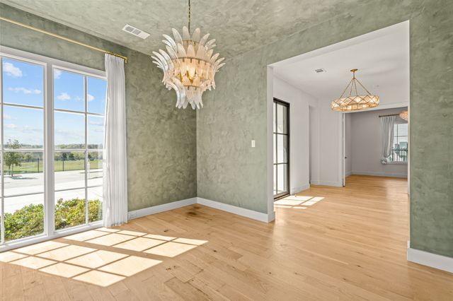 9644 Latour Lane, Fort Worth, TX 76126