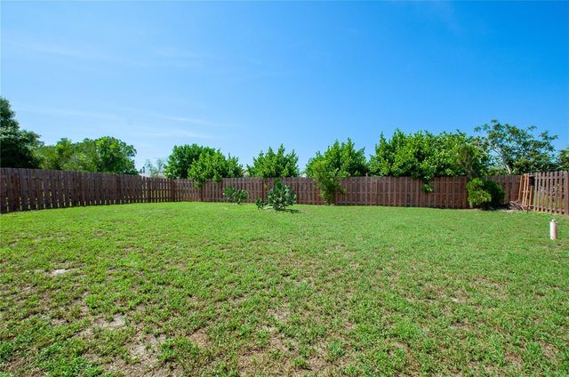 22295 MONTROSE AVENUE, Port Charlotte, FL 33952