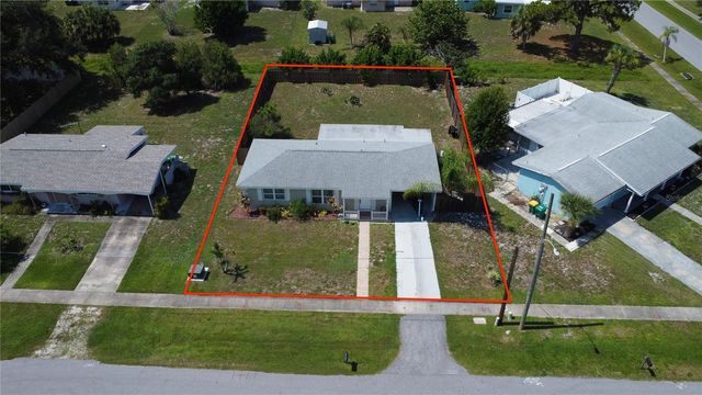 22295 MONTROSE AVENUE, Port Charlotte, FL 33952
