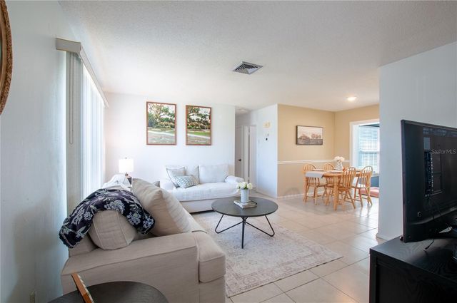 22295 MONTROSE AVENUE, Port Charlotte, FL 33952
