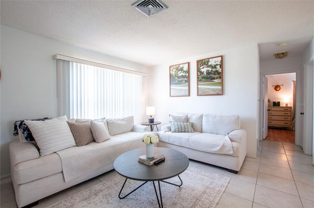 22295 MONTROSE AVENUE, Port Charlotte, FL 33952