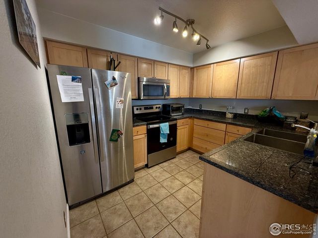 13900 Lake Song Ln B-2, Broomfield, CO 80023