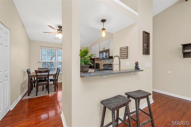 808 Sugar Valley Court 6, St Peters, MO 63376