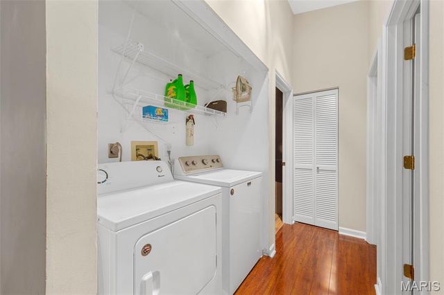 808 Sugar Valley Court 6, St Peters, MO 63376