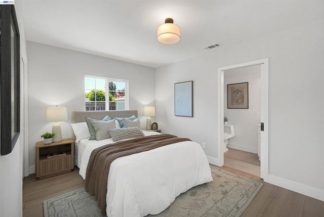 25353 Tarman Ave, Hayward, CA 94544