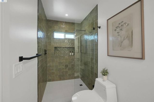 25353 Tarman Ave, Hayward, CA 94544