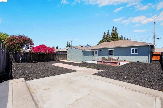 25353 Tarman Ave, Hayward, CA 94544