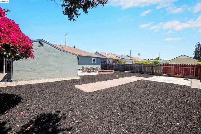 25353 Tarman Ave, Hayward, CA 94544