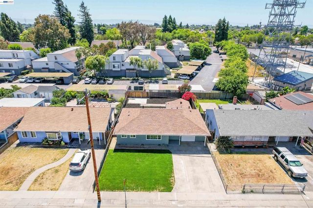 25353 Tarman Ave, Hayward, CA 94544