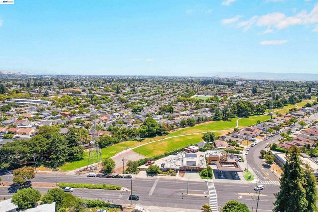 25353 Tarman Ave, Hayward, CA 94544