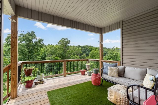 3 Manton Lane, Bella Vista, AR 72714