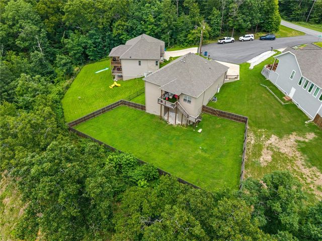 3 Manton Lane, Bella Vista, AR 72714