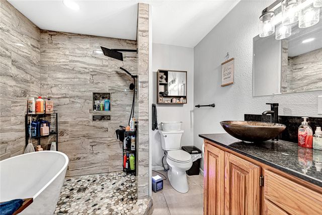 13751 E Ventris Road, Garfield, AR 72732