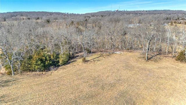 13751 E Ventris Road, Garfield, AR 72732