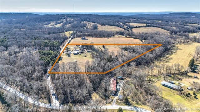 13751 E Ventris Road, Garfield, AR 72732