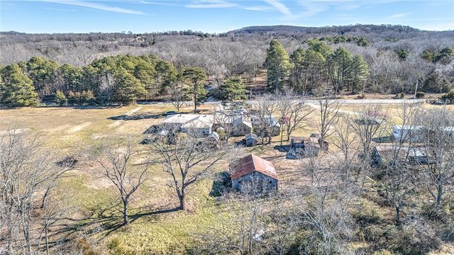 13751 E Ventris Road, Garfield, AR 72732