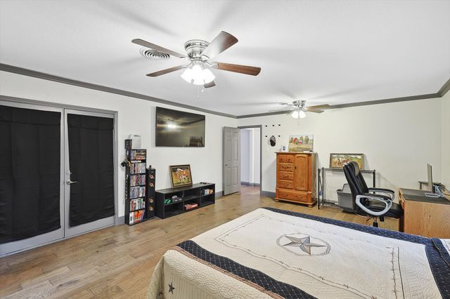 6837 Starnes Road, North Richland Hills, TX 76182