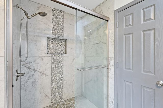 6837 Starnes Road, North Richland Hills, TX 76182