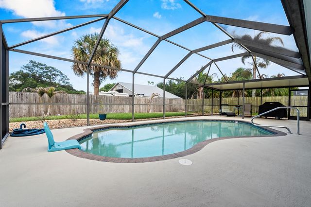 3111 SW Seaboard Avenue, Palm City, FL 34990