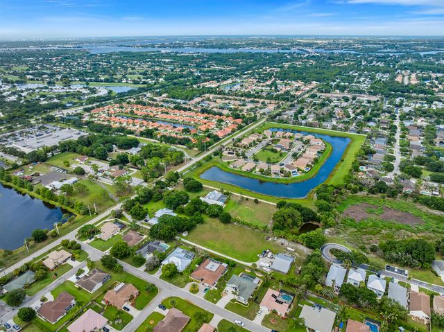 3111 SW Seaboard Avenue, Palm City, FL 34990
