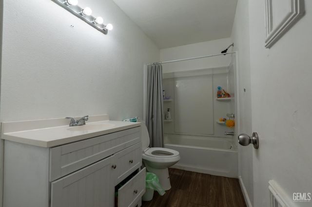 4809 Olivia Street, Bakersfield, CA 93307