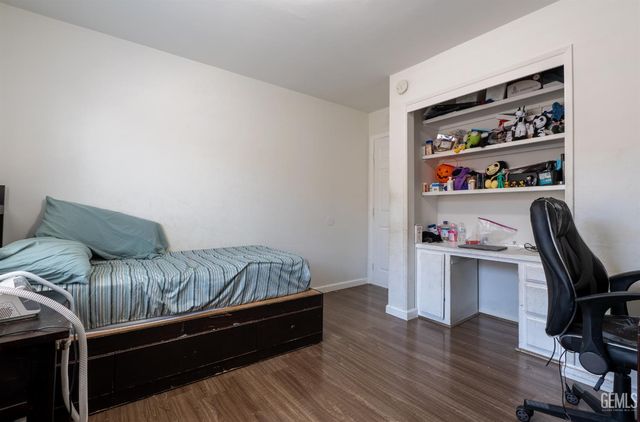 4809 Olivia Street, Bakersfield, CA 93307