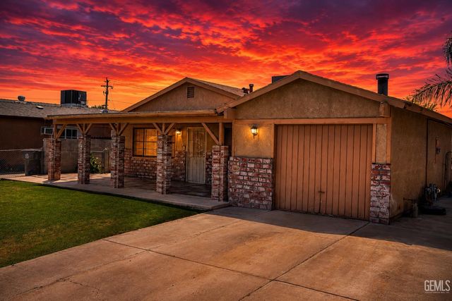 4809 Olivia Street, Bakersfield, CA 93307