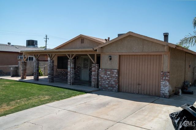 4809 Olivia Street, Bakersfield, CA 93307