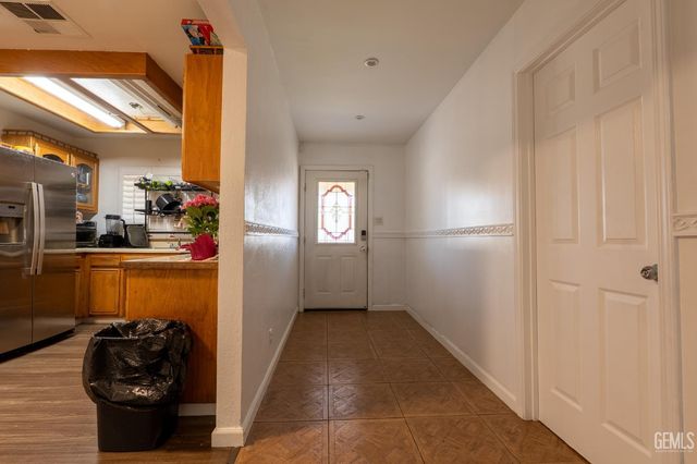 4809 Olivia Street, Bakersfield, CA 93307