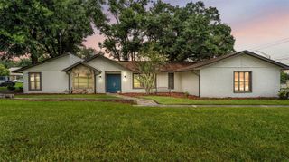 724 PALMORE COURT, Lakeland, FL 33813